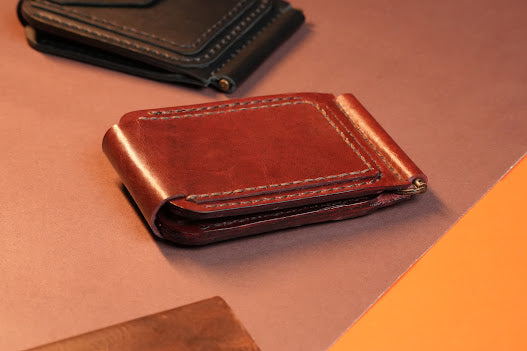 Modern Minimalist Leather Wallet with Center Cash Pin