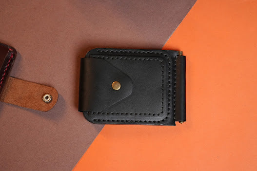 Modern Minimalist Leather Wallet with Center Cash Pin