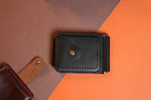 Modern Minimalist Leather Wallet with Center Cash Pin